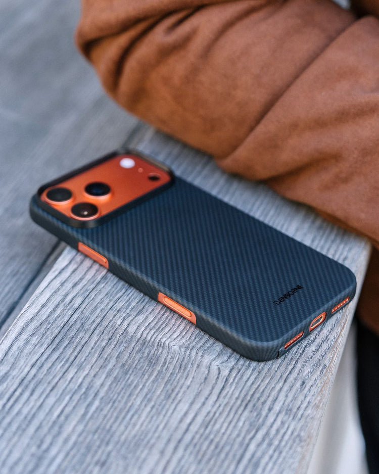 iPhone 17 Pro Max Case - Super Thin | Aramid Fiber | MagSafe - Black ThinBorne
