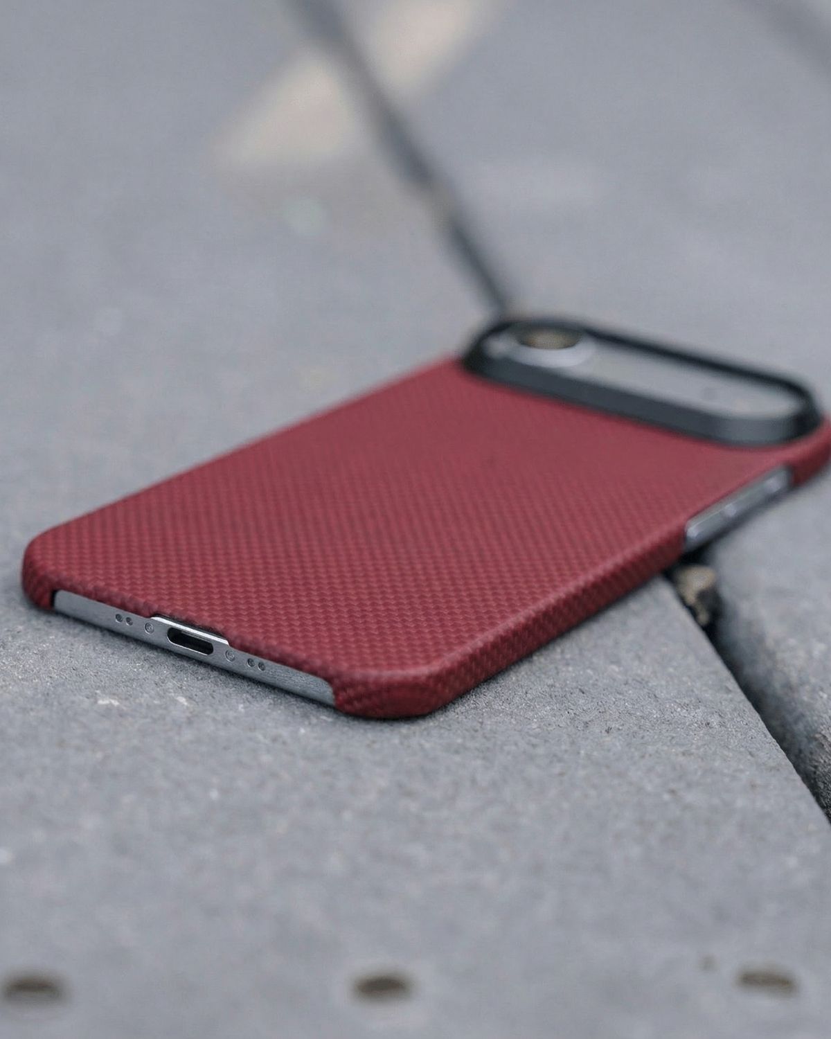iPhone Air Case - Super Thin | Aramid Fiber | MagSafe - Crimson ThinBorne